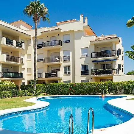 Lorcrimar 2, Puerto Banus Apartment *
