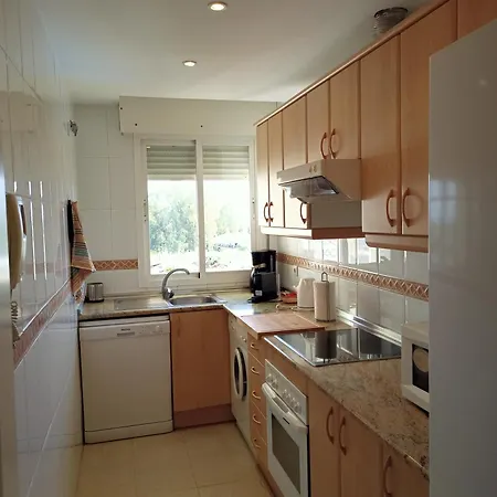 Lorcrimar 2, Puerto Banus * Μαρμπέλλα